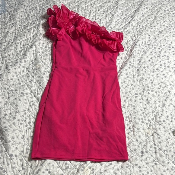 Wdirara Dresses & Skirts - Pink One-Shoulder Ruffle Dress